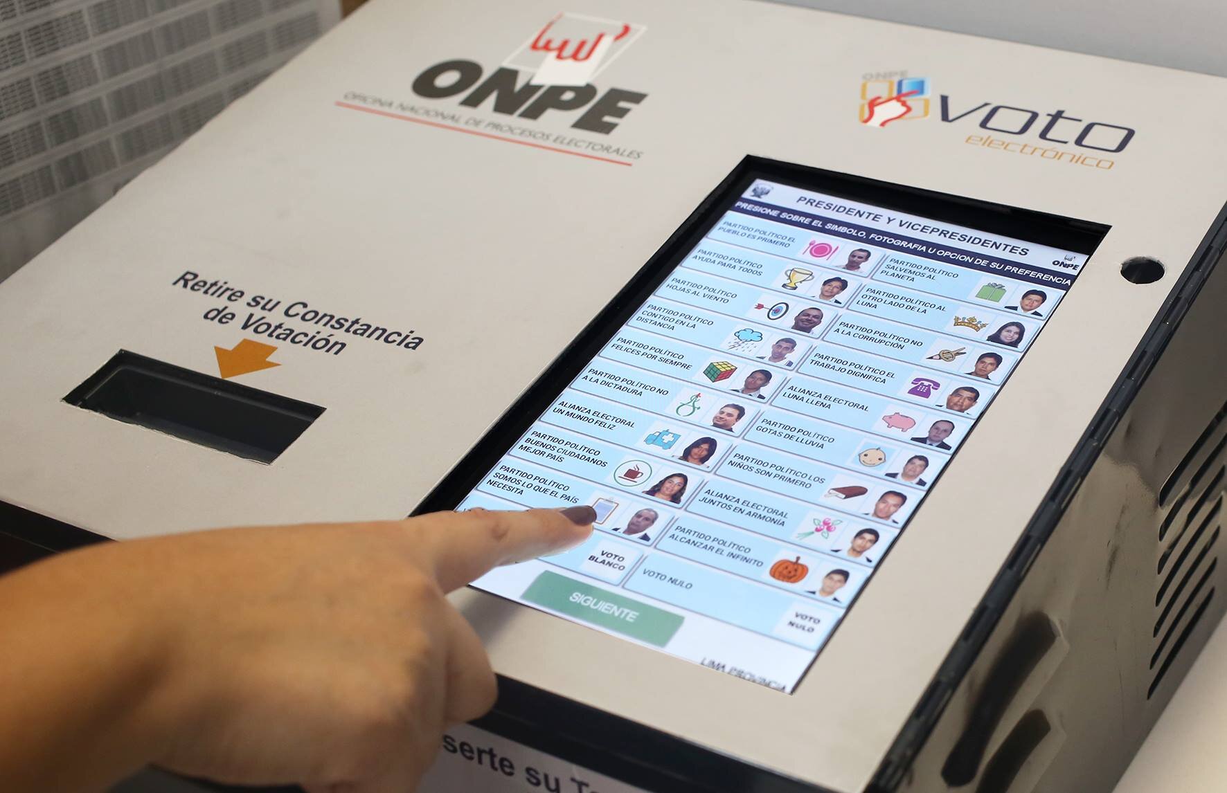 ONPE probará el voto electrónico no presencial en el exterior